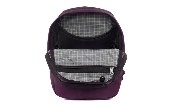The Zeitgeist with a Aubergine (dark purple) 525 Ballistic with a Northwest Sky (light grey) 200 Halcyon interior.